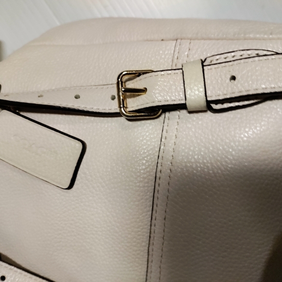 Coach Mini Billie Turnlock Chalk White Backpack main image 8